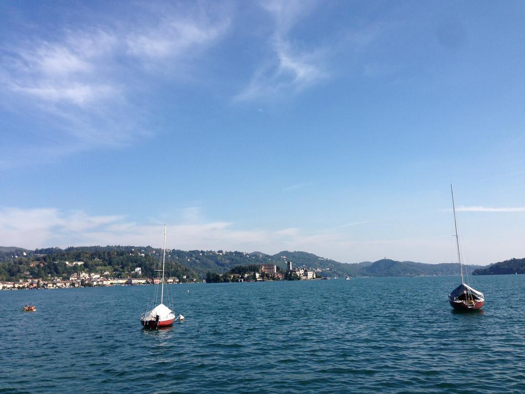Emy Lake Orta Pella Exteriör bild
