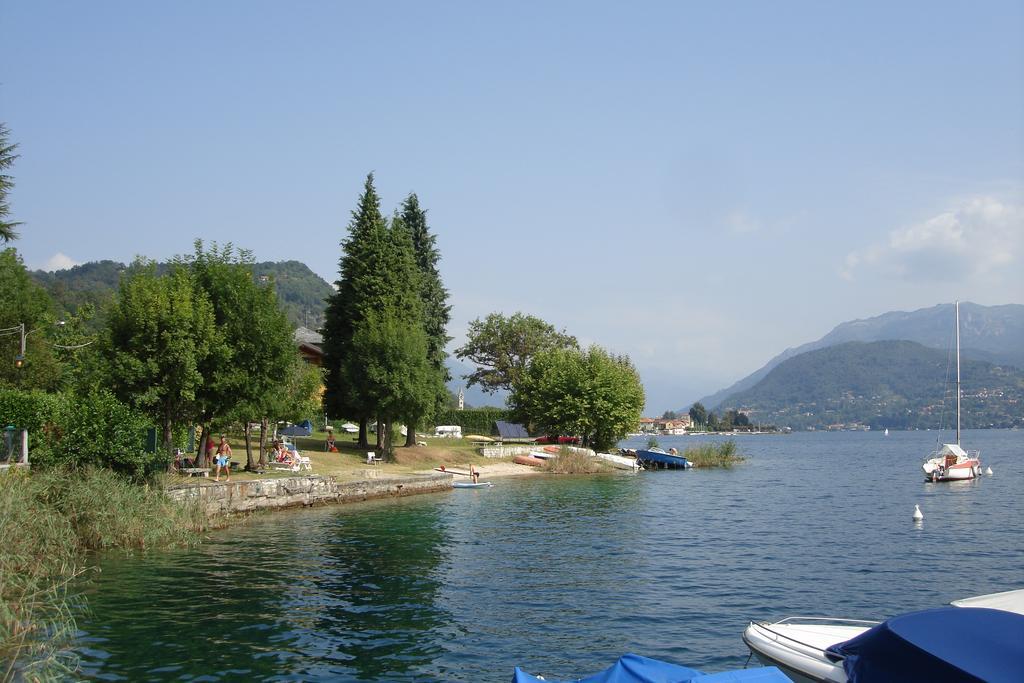 Emy Lake Orta Pella Exteriör bild